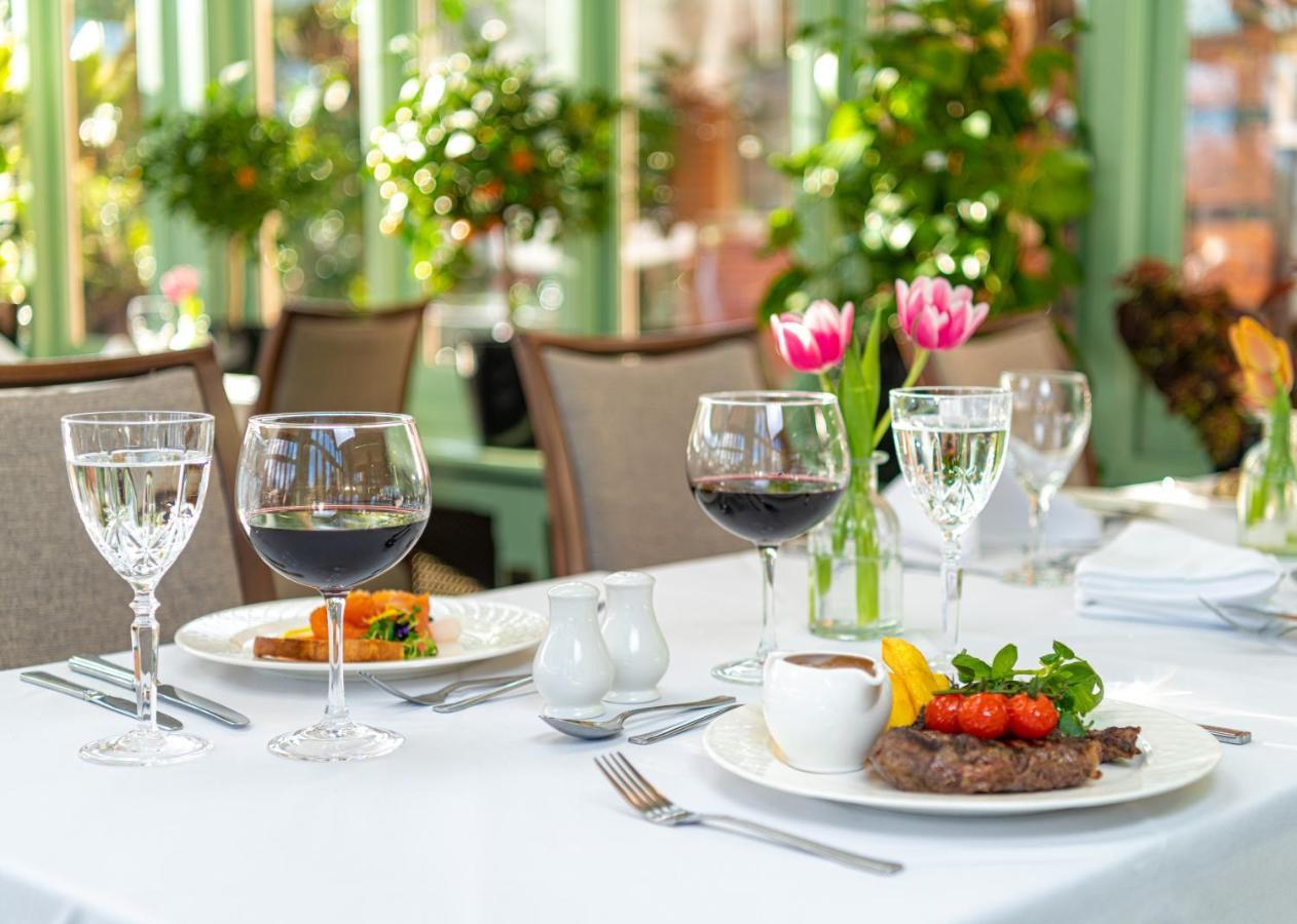 The Elvetham Hotel Hartley Wintney Exterior photo