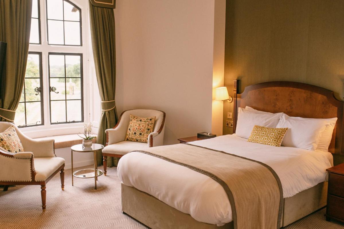 The Elvetham Hotel Hartley Wintney Exterior photo