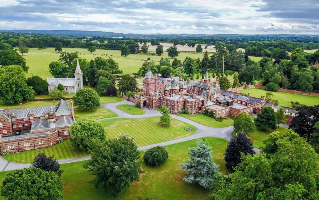 The Elvetham Hotel Hartley Wintney Exterior photo